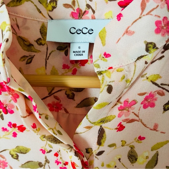 CeCe Sz Small Pink Floral Double Flutter Ruffle Sleeve Button Front Blouse Top - Picture 8 of 12
